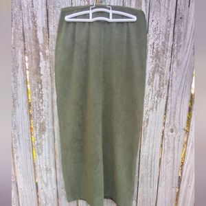 Norton McNaughton Women's Faux Suede Pencil Skirt.